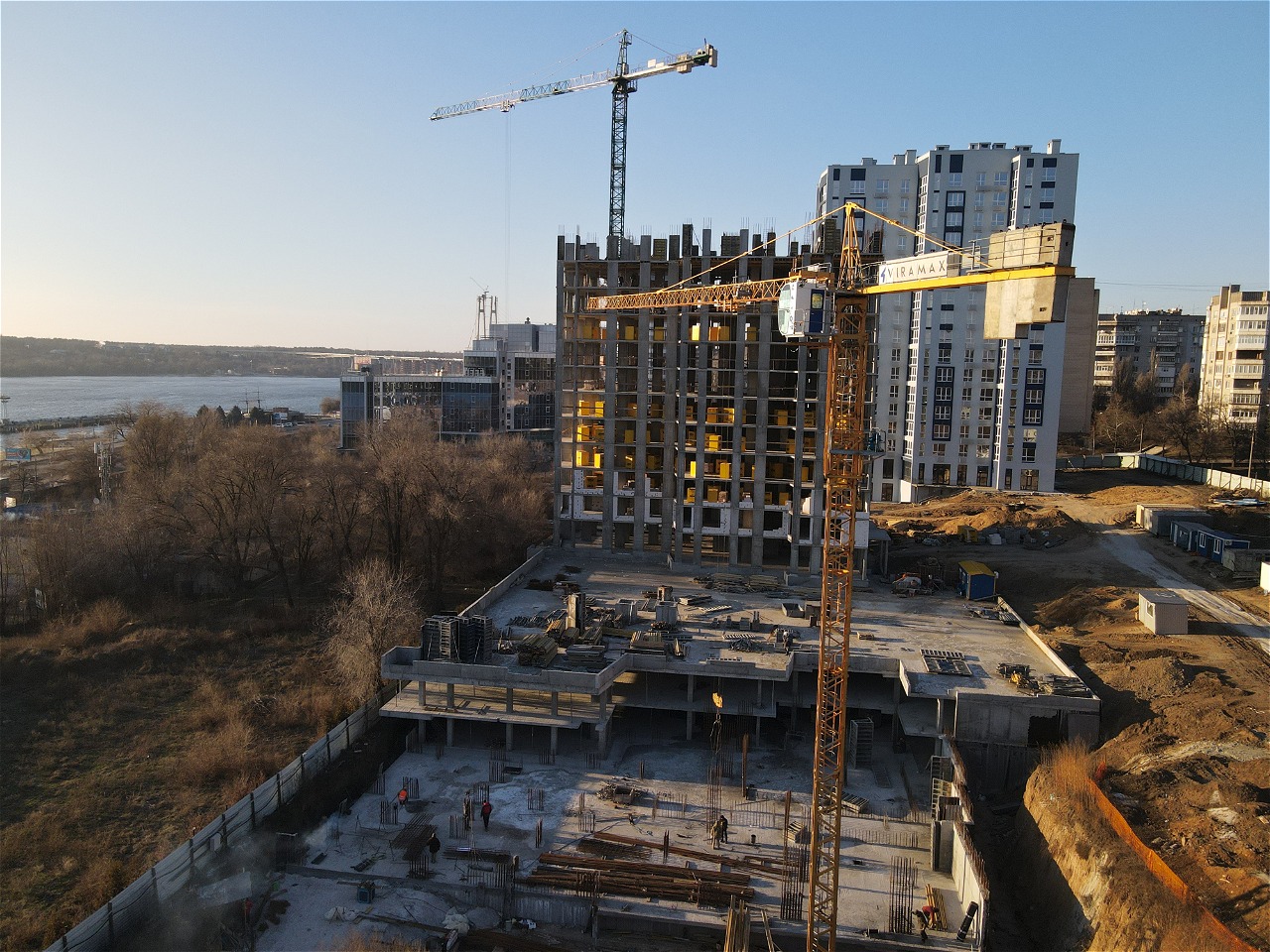 Башенный оголовочный (вантовый) кран POTAIN MC 85 B 2004 г. (Франция) Фото 1