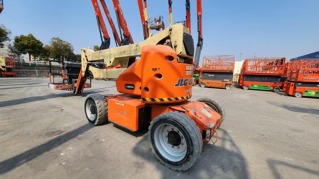 Самохідний колінчастий Б/В підйомник JLG 450 AJ (2021, електричний, 2WD, 15,72 м) Фото 1