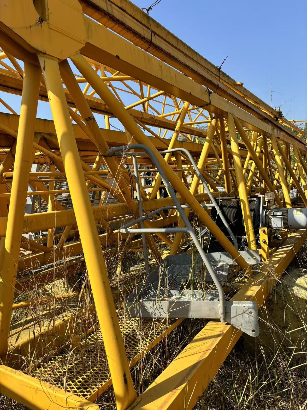 Баштовий кран ZTM 6513-8, 8 т, стріла 65 м, самостійний безрозтяжковий, б/в (2020 р.) Фото 1
